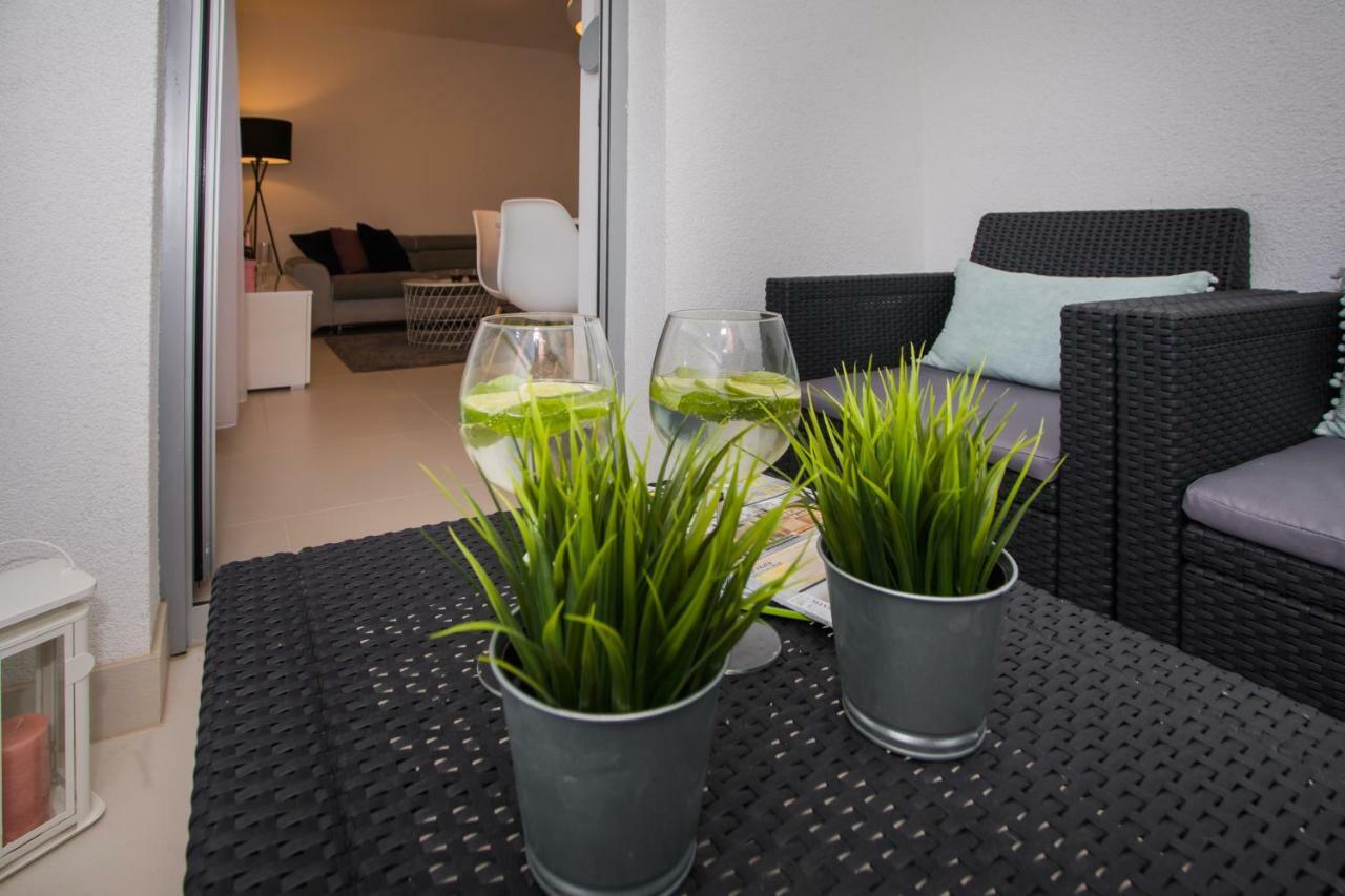 Apartment Luni Primošten Buitenkant foto